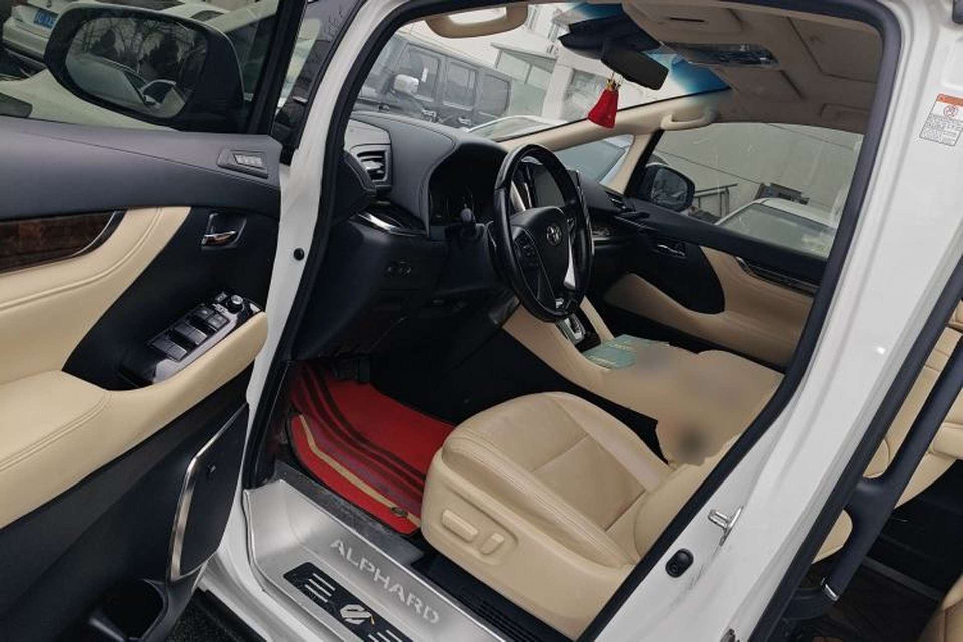 Used Toyota Alphard 2021 Dual-Engine 2.5L Luxury Edition Driver Seat
