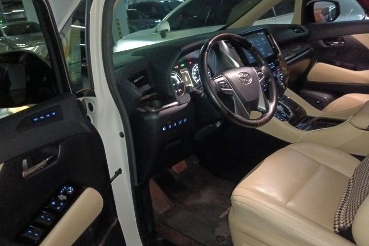 Used Toyota Alphard 2021 Dual-Engine 2.5L Prestige Edition Driver Seat
