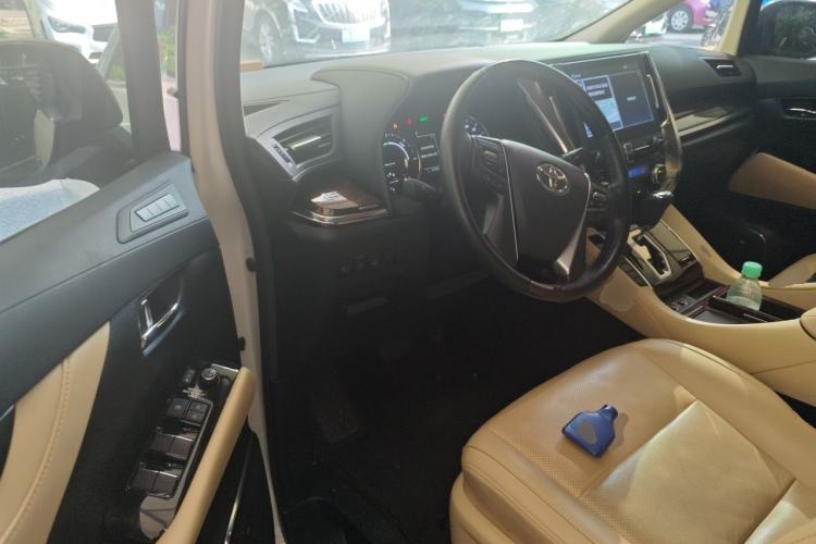 Used Toyota Alphard 2021 Dual-Engine 2.5L Luxury Edition Driver Seat