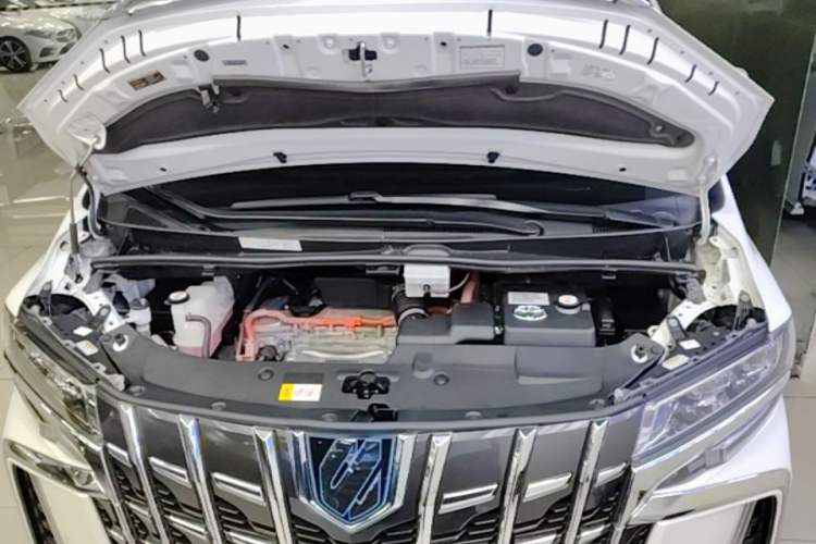 Used Toyota Alphard 2021 Dual-Motor 2.5L Premium Edition Engine Bay