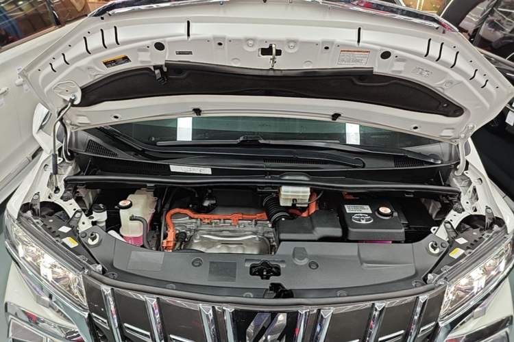 Used Toyota Alphard 2021 Dual-Engine 2.5L Luxury Edition Engine Bay