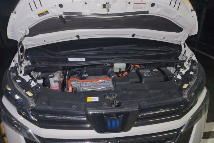 Used Toyota Alphard 2021 Dual-Engine 2.5L Luxury Edition Engine Bay