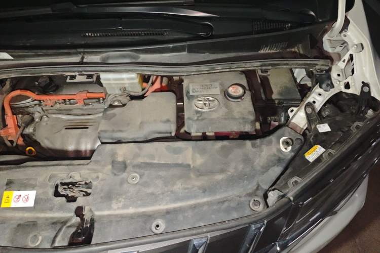 Used Toyota Alphard 2021 Dual-Engine 2.5L Prestige Edition Engine Bay Left