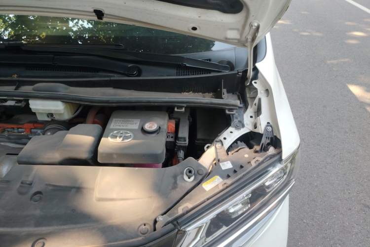 Used Toyota Alphard 2021 Dual-Engine 2.5L Prestige Edition Engine Bay Left