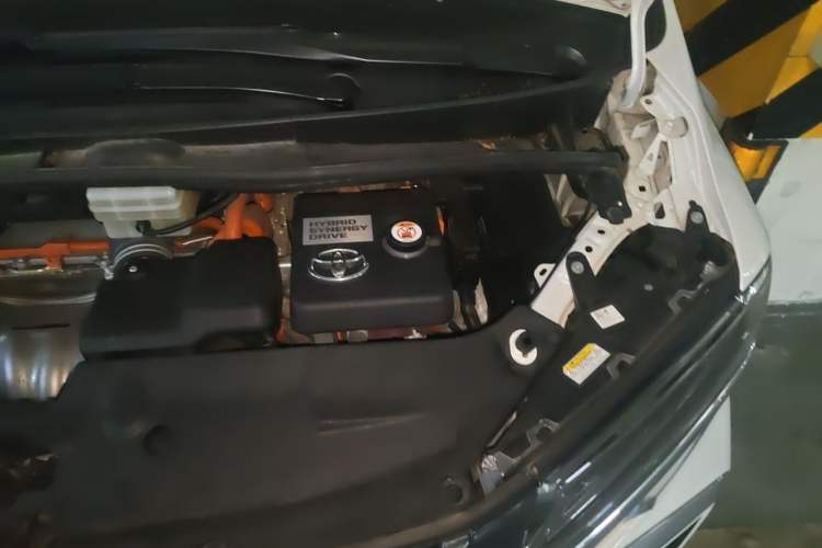 Used Toyota Alphard 2021 Dual-Motor 2.5L Premium Edition Engine Bay Left
