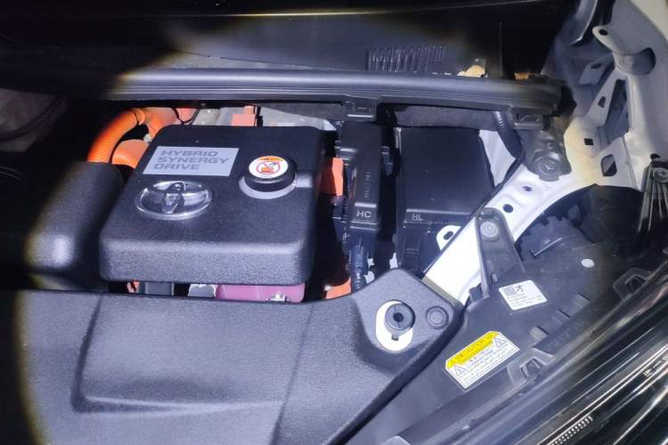 Used Toyota Alphard 2021 Dual-Motor 2.5L Premium Edition Engine Bay Left
