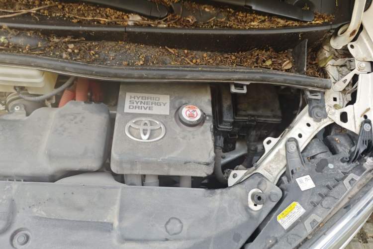 Used Toyota Alphard 2021 Dual-Engine 2.5L Luxury Edition Engine Bay Left