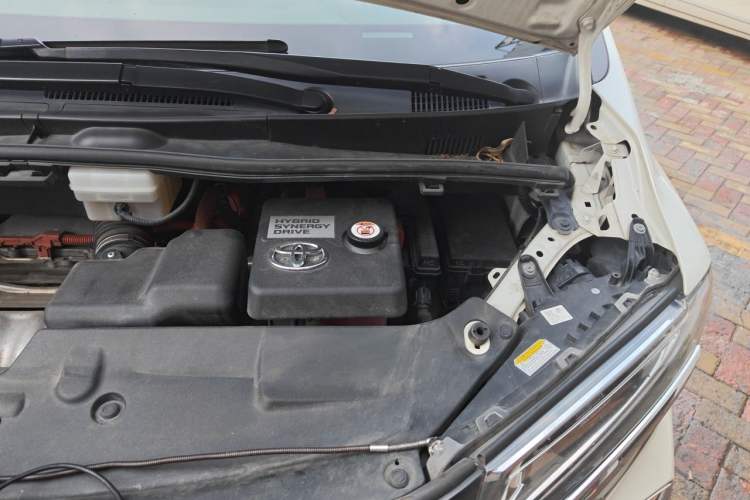 Used Toyota Alphard 2021 Dual-Engine 2.5L Luxury Edition Engine Bay Left