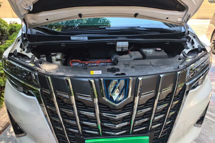 Used Toyota Alphard 2021 Dual-Engine 2.5L Luxury Edition Engine Bay