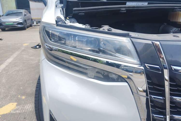 Used Toyota Alphard 2021 Dual-Engine 2.5L Prestige Edition Engine Bay Right