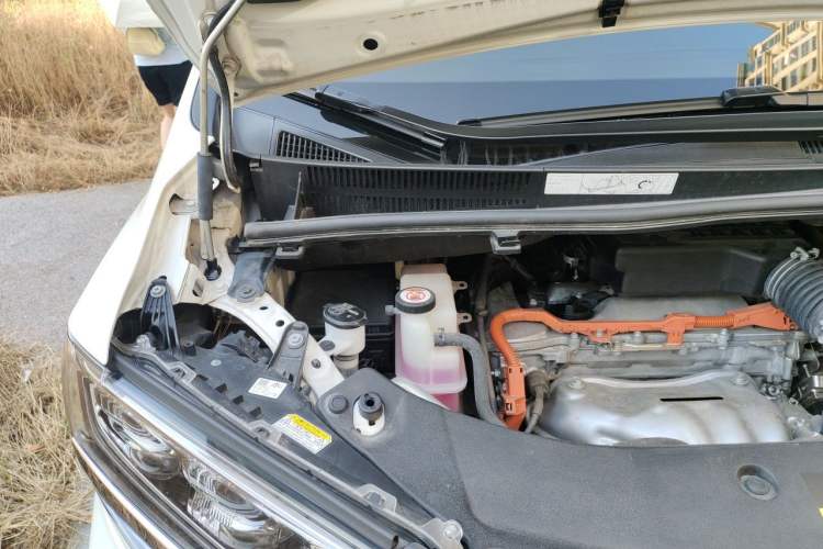 Used Toyota Alphard 2021 Dual-Engine 2.5L Prestige Edition Engine Bay Right
