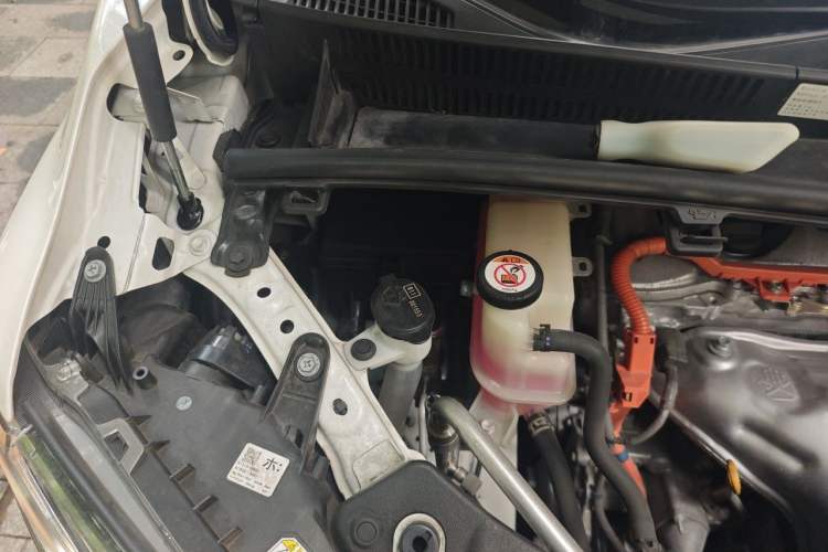 Used Toyota Alphard 2021 Dual-Engine 2.5L Prestige Edition Engine Bay Right