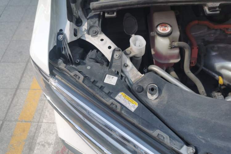 Used Toyota Alphard 2021 Dual-Motor 2.5L Premium Edition Engine Bay Right