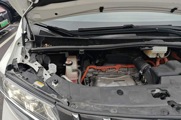 Used Toyota Alphard 2021 Dual-Engine 2.5L Luxury Edition Engine Bay Right