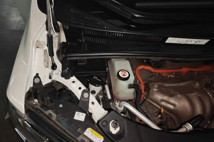 Used Toyota Alphard 2021 Dual-Engine 2.5L Prestige Edition Engine Bay Right