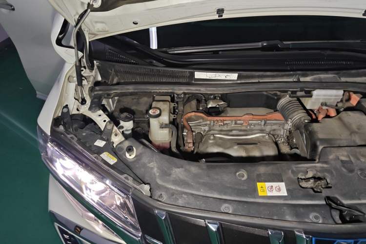 Used Toyota Alphard 2021 Dual-Motor 2.5L Premium Edition Engine Bay Right
