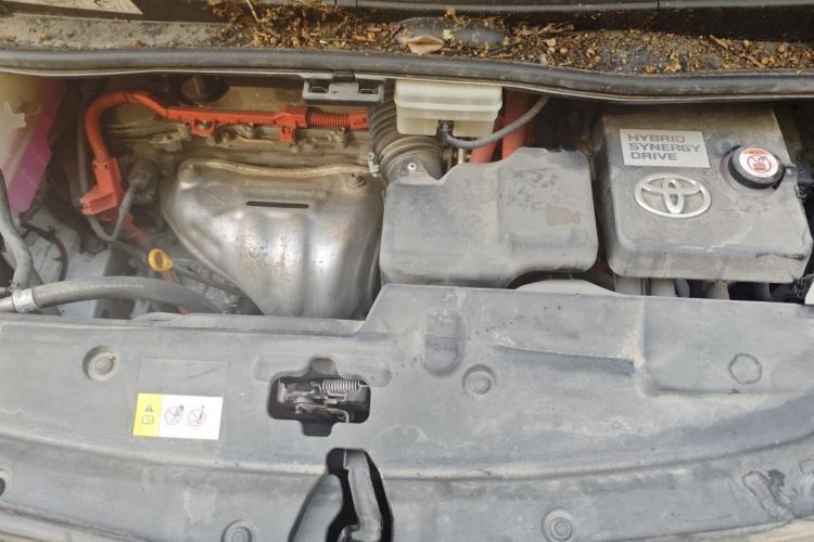 Used Toyota Alphard 2021 Dual-Engine 2.5L Luxury Edition Engine Bay