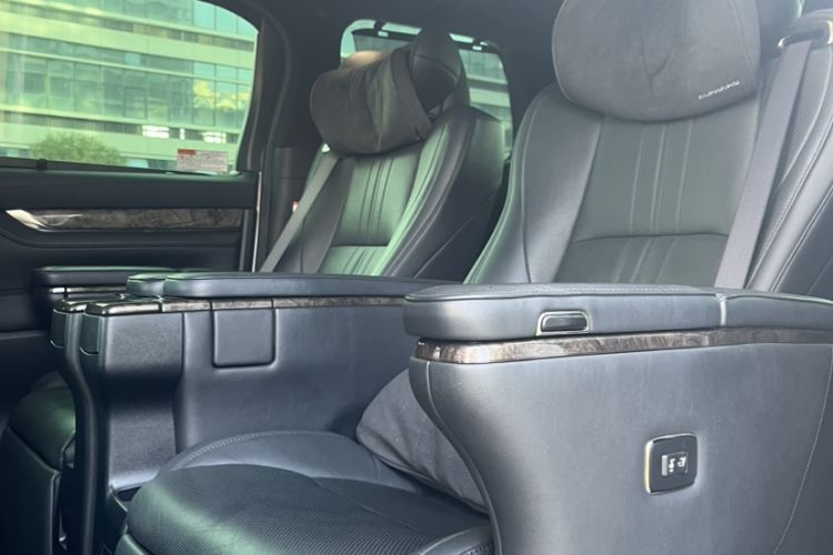 Used Toyota Alphard 2021 Dual-Engine 2.5L Prestige Edition Exterior 10
