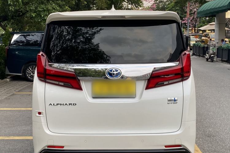 Used Toyota Alphard 2021 Dual-Engine 2.5L Luxury Edition Exterior 2
