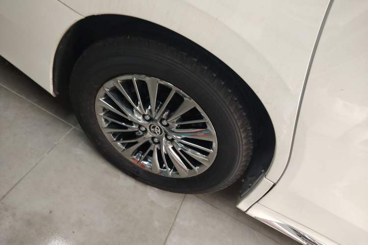 Used Toyota Alphard 2021 Dual-Motor 2.5L Premium Edition Exterior 2