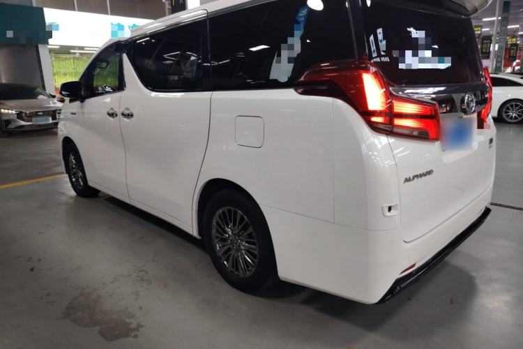 Used Toyota Alphard 2021 Dual-Engine 2.5L Luxury Edition Exterior 3