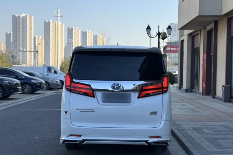 Used Toyota Alphard 2021 Dual-Motor 2.5L Premium Edition Exterior 4