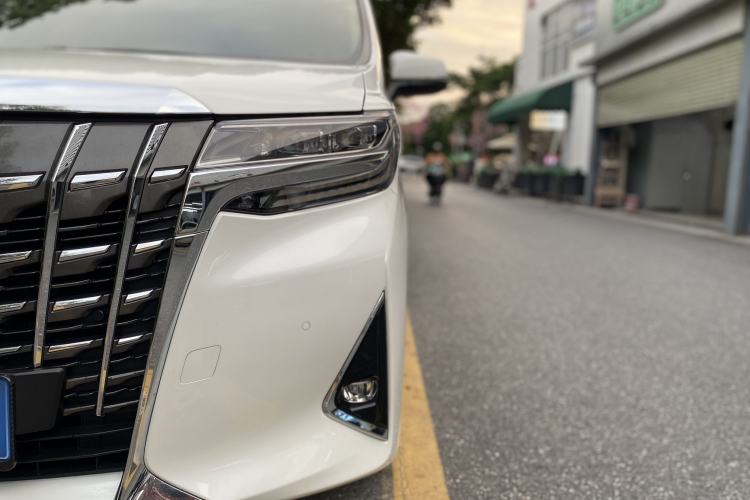 Used Toyota Alphard 2021 Dual-Engine 2.5L Luxury Edition Exterior 5