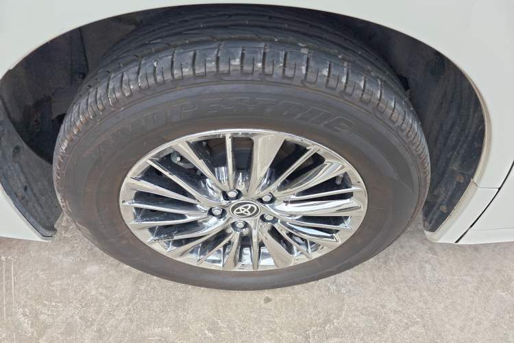 Used Toyota Alphard 2021 Dual-Engine 2.5L Luxury Edition Exterior 5