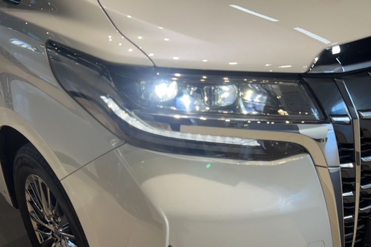 Used Toyota Alphard 2021 Dual-Engine 2.5L Prestige Edition Exterior 5