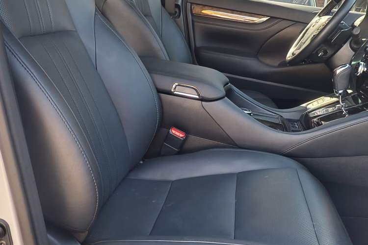 Used Toyota Alphard 2021 Dual-Engine 2.5L Prestige Edition Exterior 8