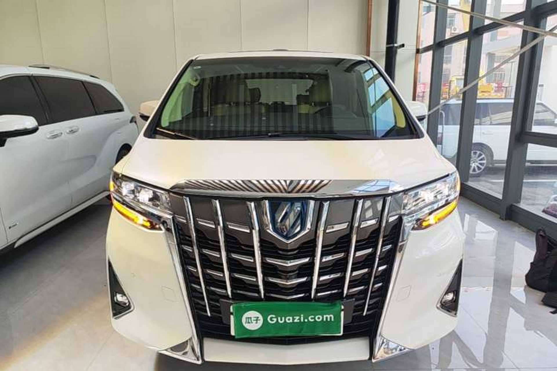 Used Toyota Alphard 2021 Dual-Engine 2.5L Luxury Edition Front