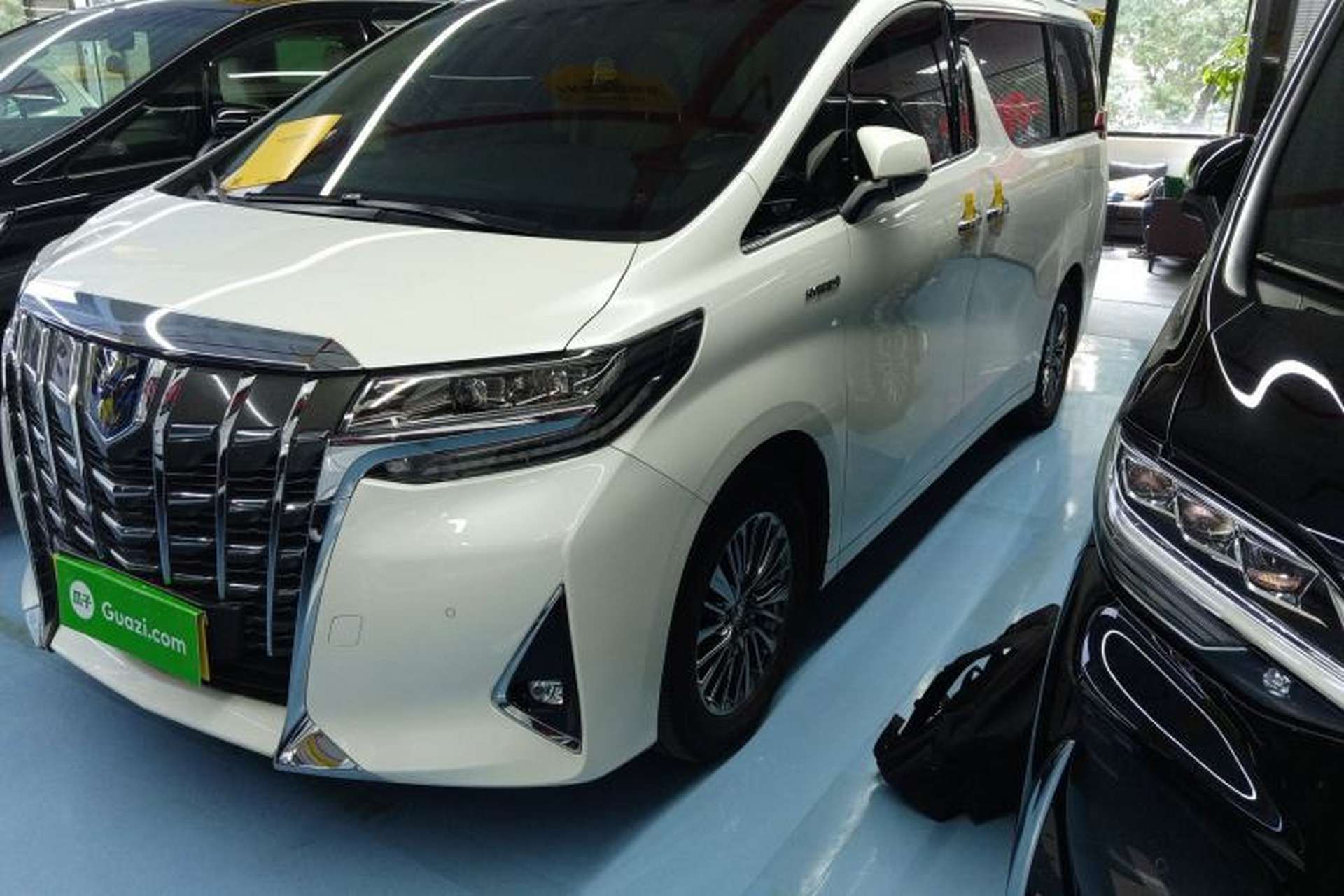 Used Toyota Alphard 2021 Dual-Engine 2.5L Prestige Edition Front Left 45 Deg