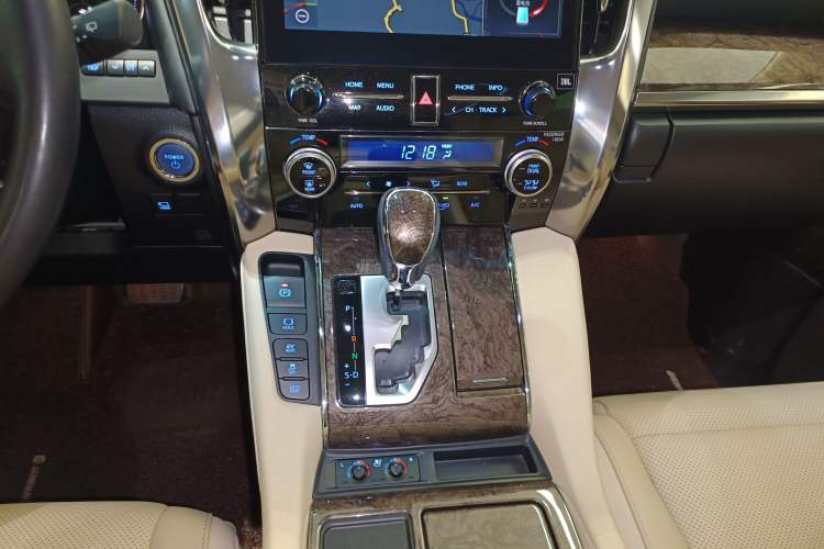 Used Toyota Alphard 2021 Dual-Engine 2.5L Prestige Edition Gear Lever