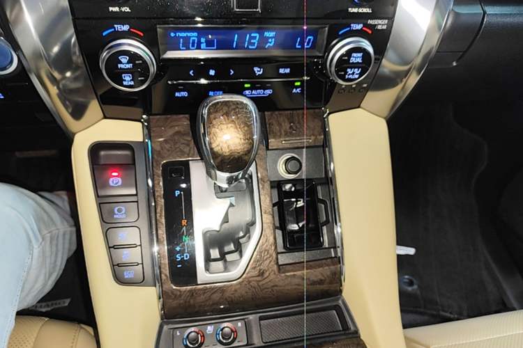 Used Toyota Alphard 2021 Dual-Engine 2.5L Prestige Edition Gear Lever