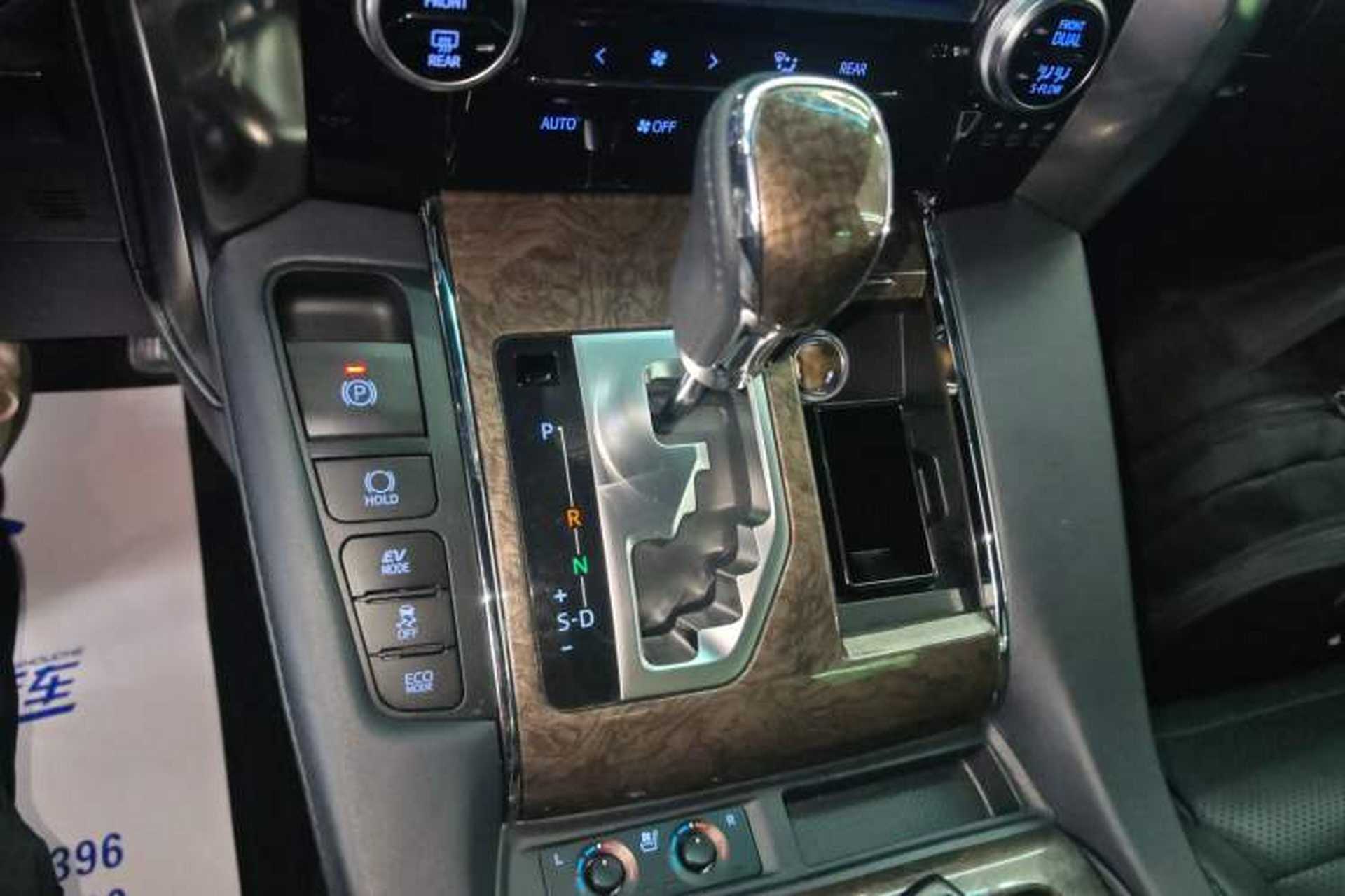 Used Toyota Alphard 2021 Dual-Engine 2.5L Prestige Edition Gear Lever