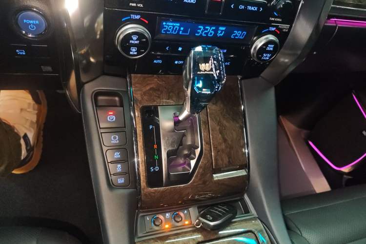 Used Toyota Alphard 2021 Dual-Engine 2.5L Prestige Edition Gear Lever