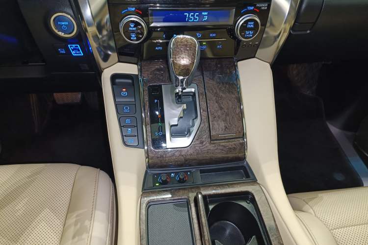 Used Toyota Alphard 2021 Dual-Engine 2.5L Prestige Edition Gear Lever