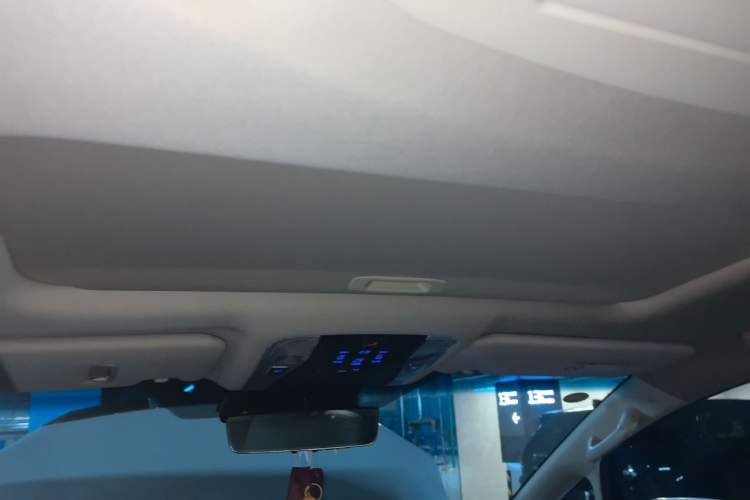 Used Toyota Alphard 2021 Dual-Engine 2.5L Luxury Edition Headliner