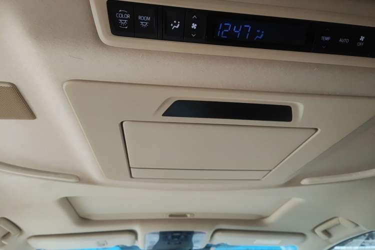 Used Toyota Alphard 2021 Dual-Engine 2.5L Luxury Edition Headliner