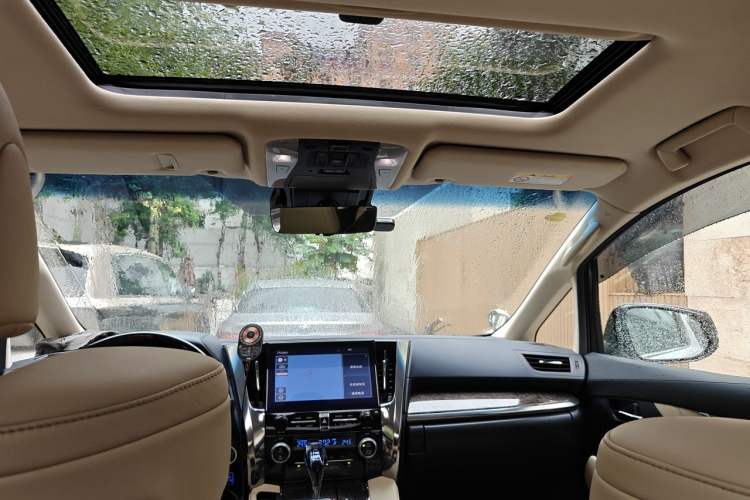 Used Toyota Alphard 2021 Dual-Motor 2.5L Premium Edition Headliner