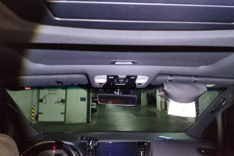 Used Toyota Alphard 2021 Dual-Motor 2.5L Premium Edition Headliner