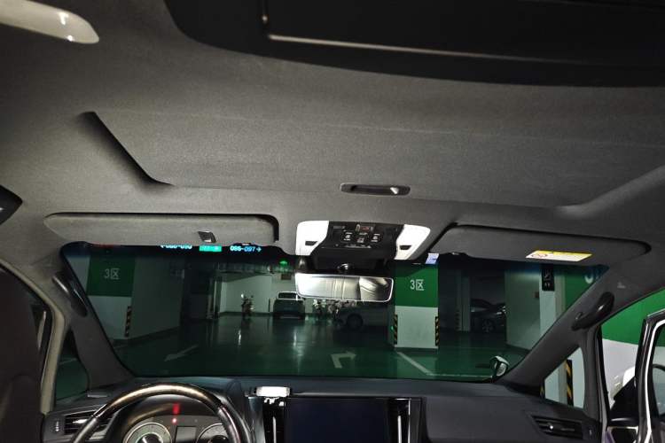 Used Toyota Alphard 2021 Dual-Motor 2.5L Premium Edition Headliner