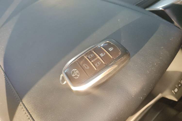 Used Toyota Alphard 2021 Dual-Engine 2.5L Prestige Edition Interior 1
