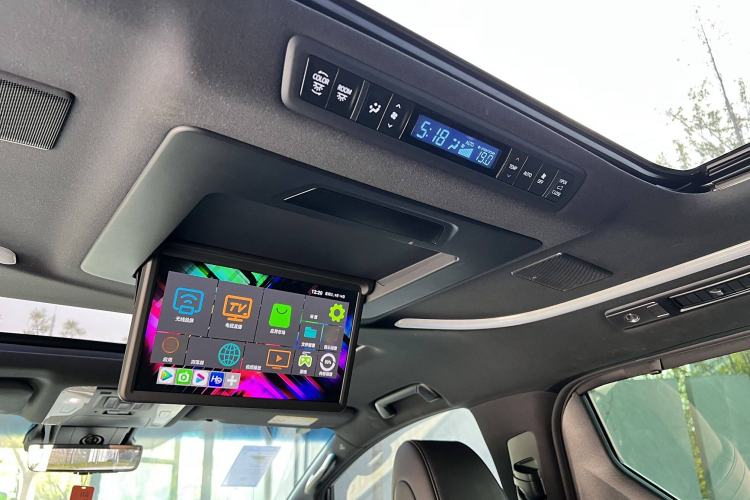 Used Toyota Alphard 2021 Dual-Engine 2.5L Prestige Edition Interior 10