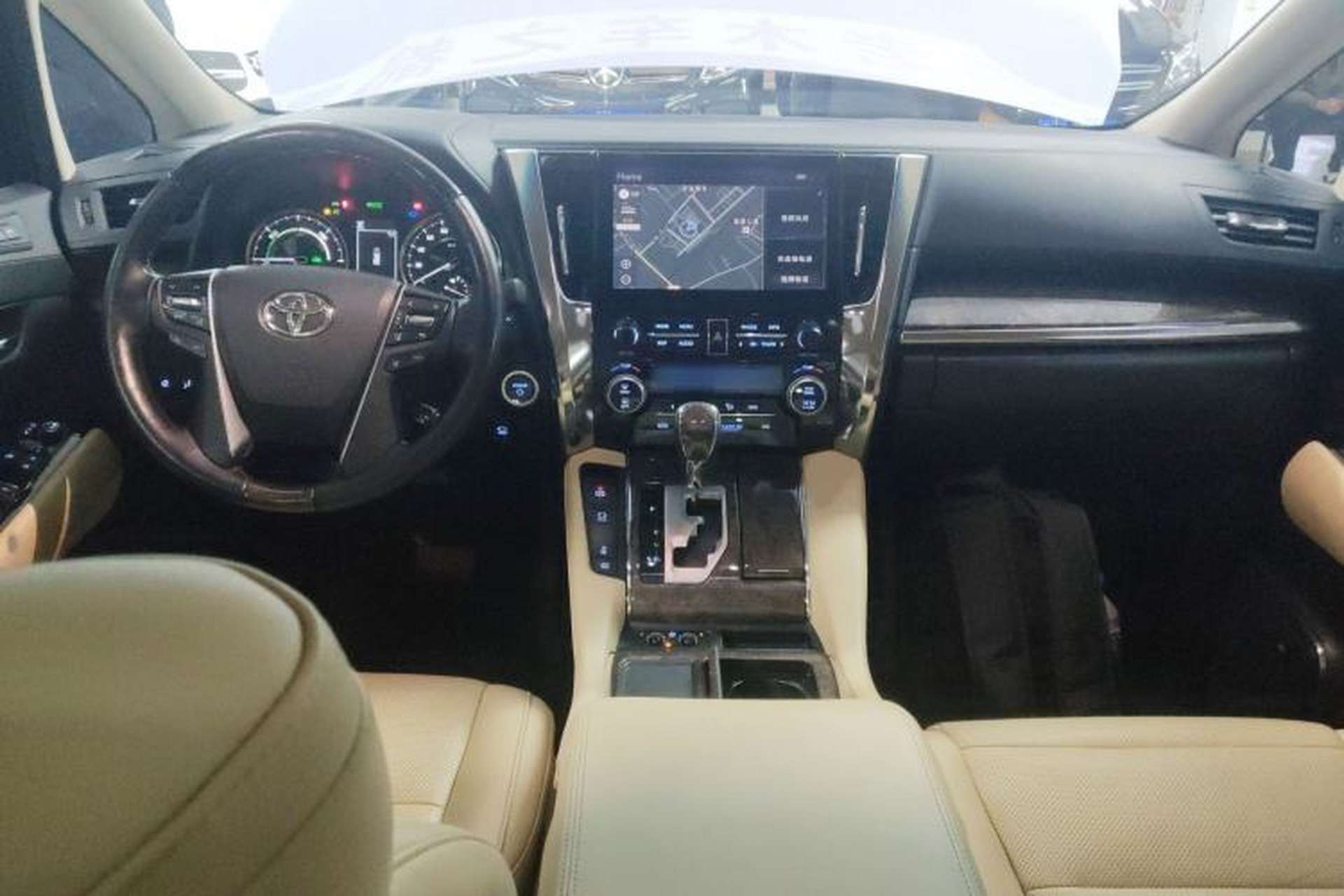 Used Toyota Alphard 2021 Dual-Engine 2.5L Prestige Edition Interior 2