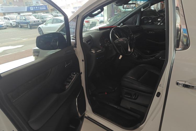 Used Toyota Alphard 2021 Dual-Engine 2.5L Prestige Edition Interior 3