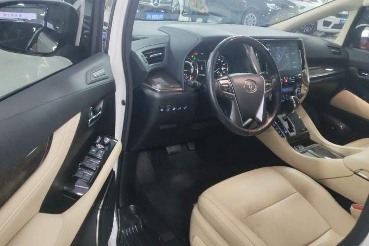 Used Toyota Alphard 2021 Dual-Engine 2.5L Prestige Edition Interior 3