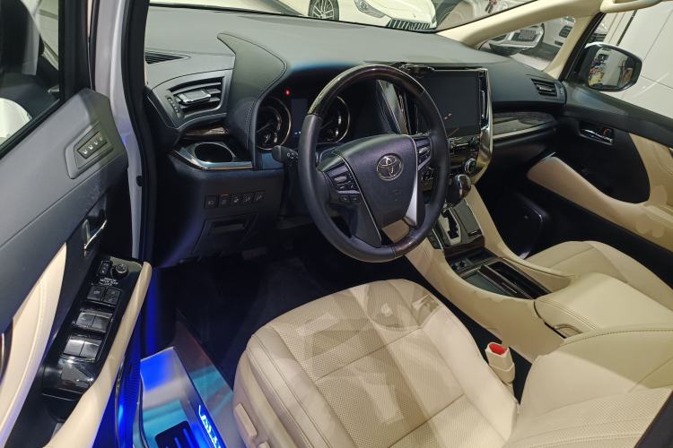 Used Toyota Alphard 2021 Dual-Engine 2.5L Prestige Edition Interior 3