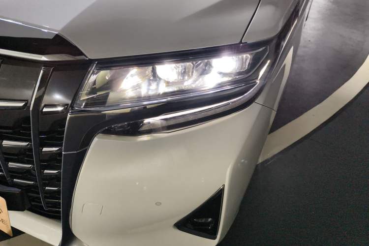 Used Toyota Alphard 2021 Dual-Engine 2.5L Luxury Edition Left Front Headlight