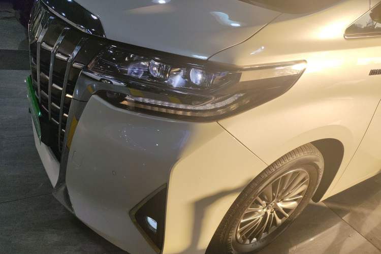 Used Toyota Alphard 2021 Dual-Engine 2.5L Prestige Edition Left Front Headlight